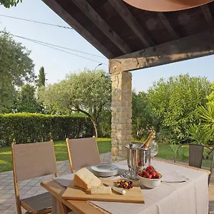  Villa Bouganville