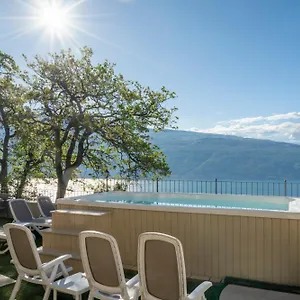  Ferienhaus Piccola Meraviglia Sul Garda